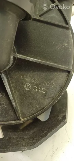 Audi Q7 4L Antrinis oro siurblys 06A959253B