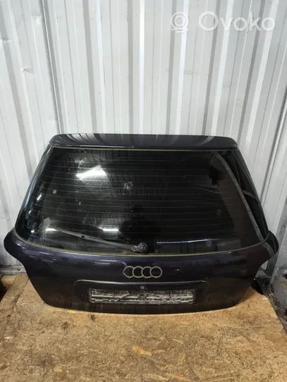 Audi A4 S4 B5 8D Aizmugurējais pārsegs (bagāžnieks) 