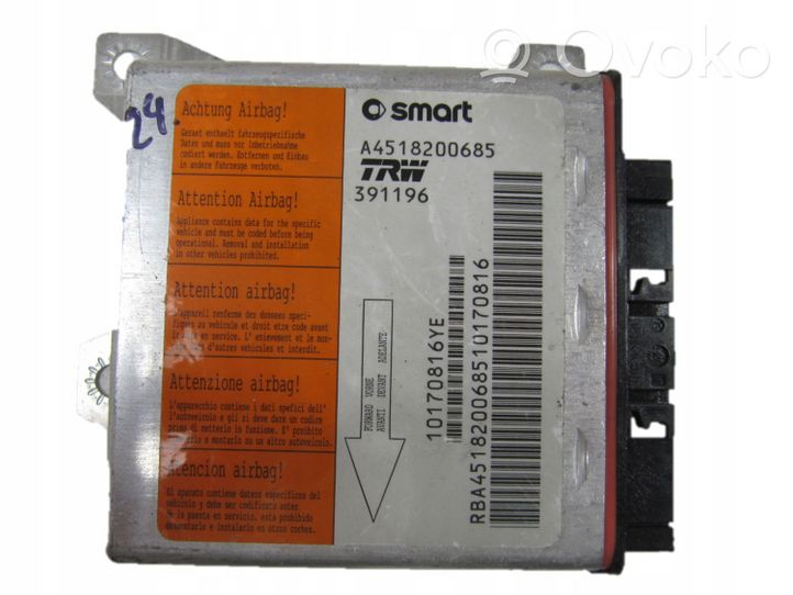 Smart ForTwo II Module de contrôle airbag A4518200685