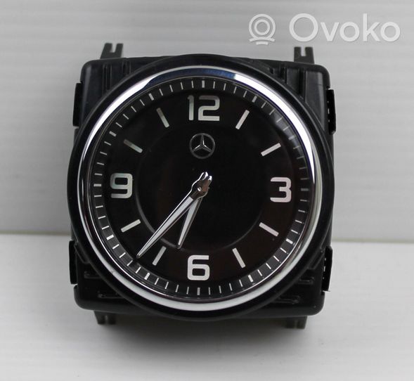 Mercedes-Benz S W222 Horloge A2138270070