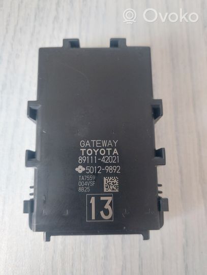 Toyota RAV 4 (XA40) Gateway valdymo modulis 8911142021