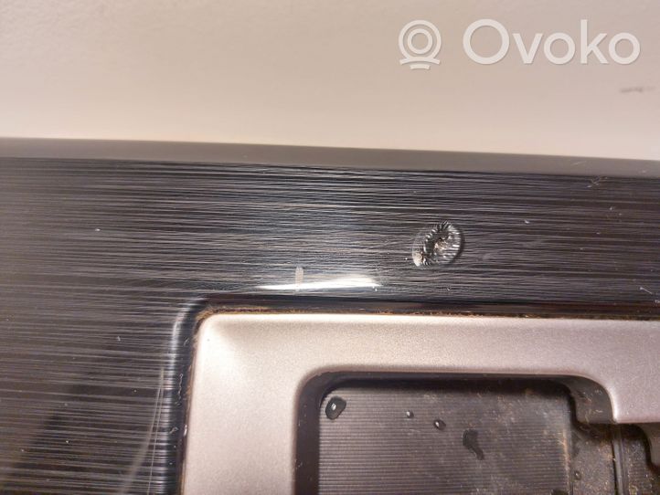 Toyota RAV 4 (XA40) Rivestimento in plastica cornice della leva del cambio 5880442170