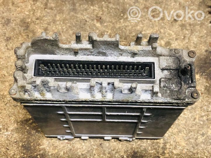 Volkswagen II LT Блок управления двигателем ECU 074906021AQ