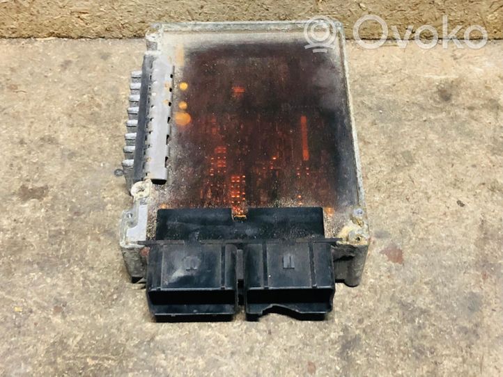 Chrysler Neon III Unité de commande, module ECU de moteur P05269854