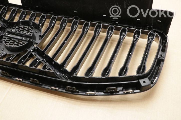 Volvo XC60 Front bumper upper radiator grill 31425535