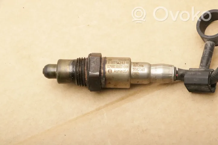 Mercedes-Benz A W176 Sonda lambda A0075426318