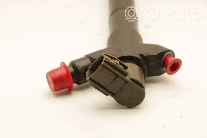 Toyota Avensis T270 Injecteur de carburant 23670-0R100