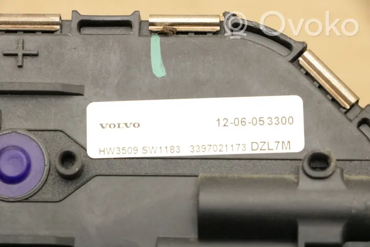 Volvo S60 Mechanizm i silniczek wycieraczek szyby przedniej / czołowej 3397021173