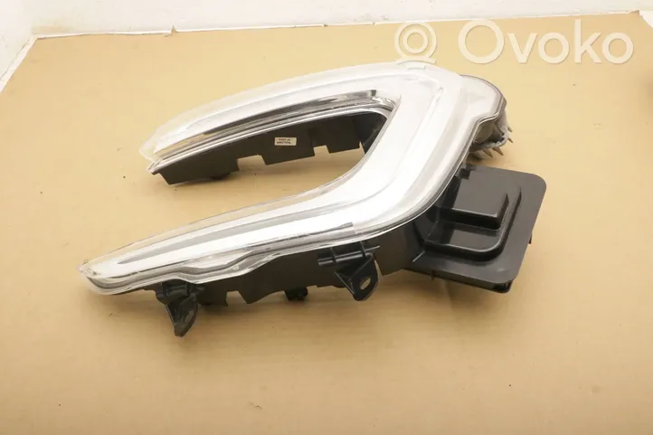 Renault Captur LED-Tagfahrscheinwerfer 266007846R