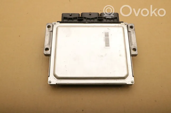 Ford Kuga I Calculateur moteur ECU AV41-12A650-DM