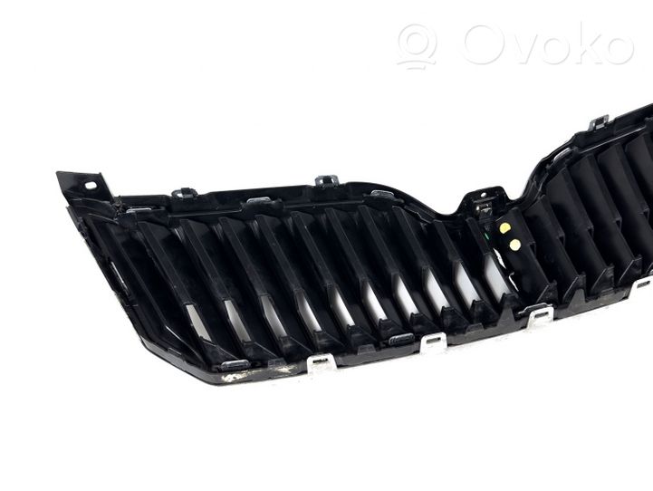 Skoda Superb B6 (3T) Maskownica / Grill / Atrapa górna chłodnicy 3t0853668b