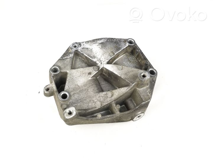 Opel Vectra C Supporto del generatore/alternatore 255187675