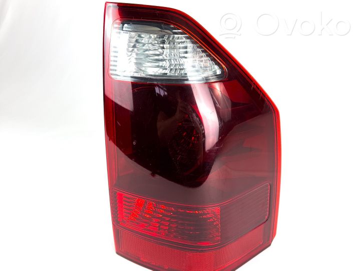 Mitsubishi Pajero Lampa tylna p3157