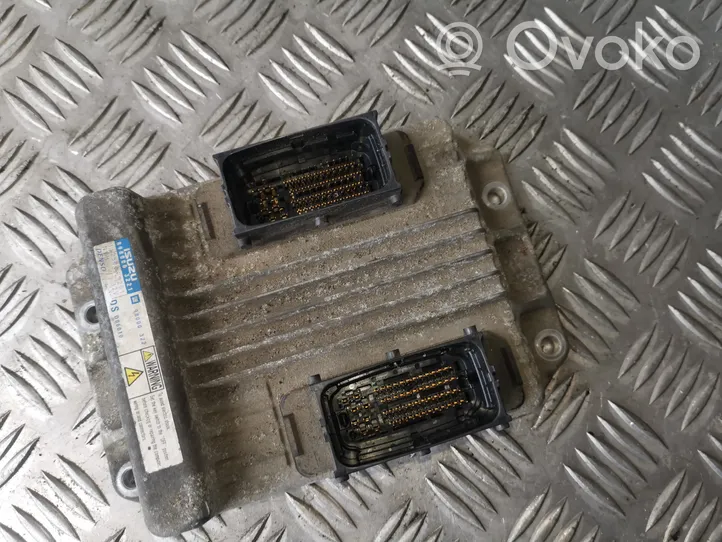 Opel Meriva A Sterownik / Moduł ECU 8980003221