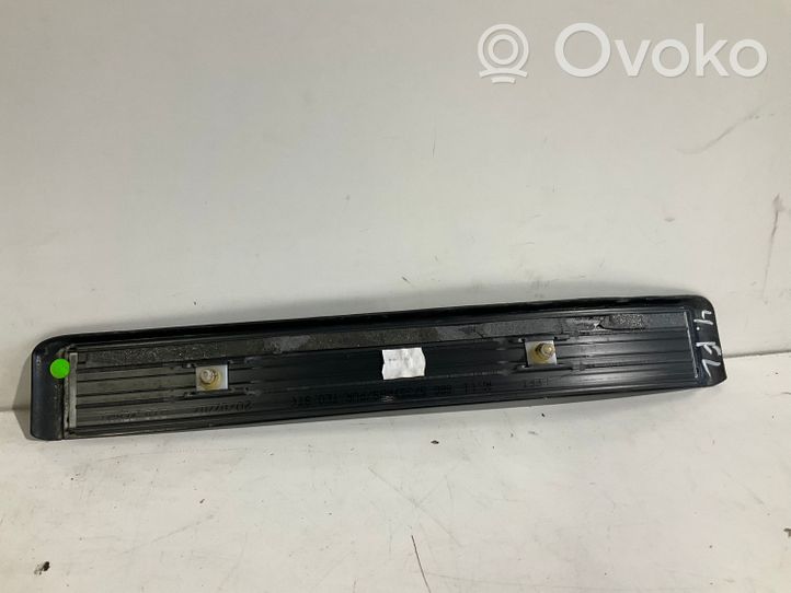 Mercedes-Benz E W211 Rivestimento posteriore minigonna laterale A2116805735