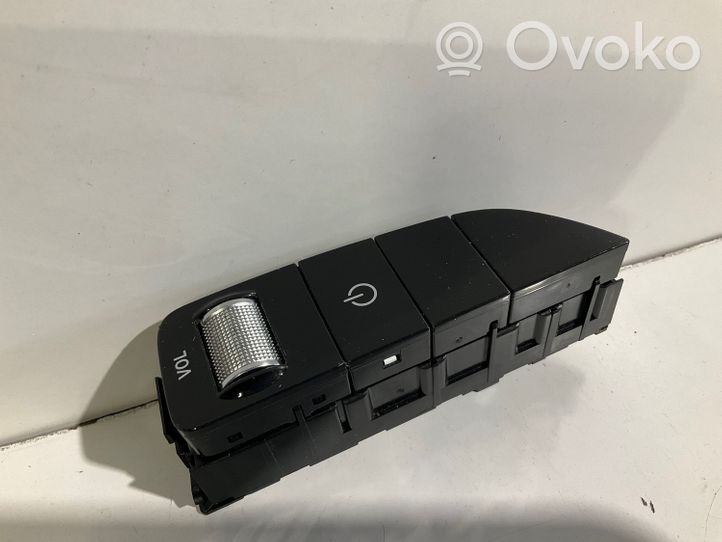 Mercedes-Benz E W213 Controllo multimediale autoradio A2139056603