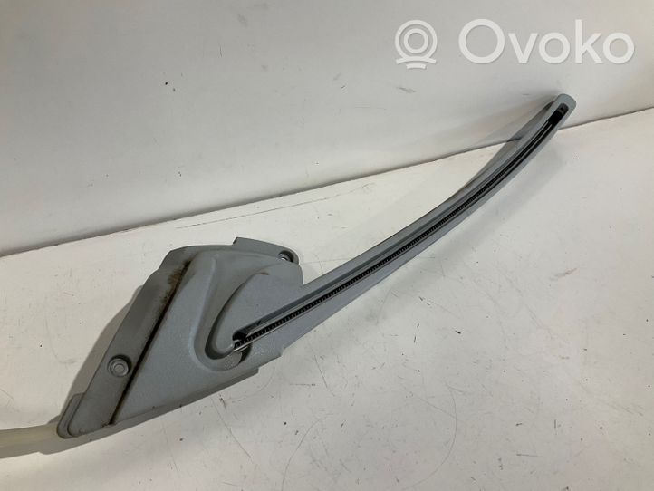 Mercedes-Benz E W211 Staffa di montaggio copertura ripiano portaoggetti A2118600222