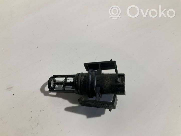 Mercedes-Benz E W211 Sensore della temperatura dell’aria aspirata 005422818