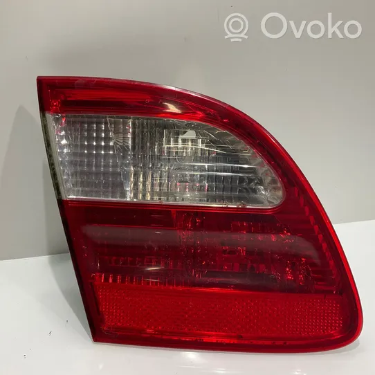 Mercedes-Benz E W211 Tailgate rear/tail lights A2118201364