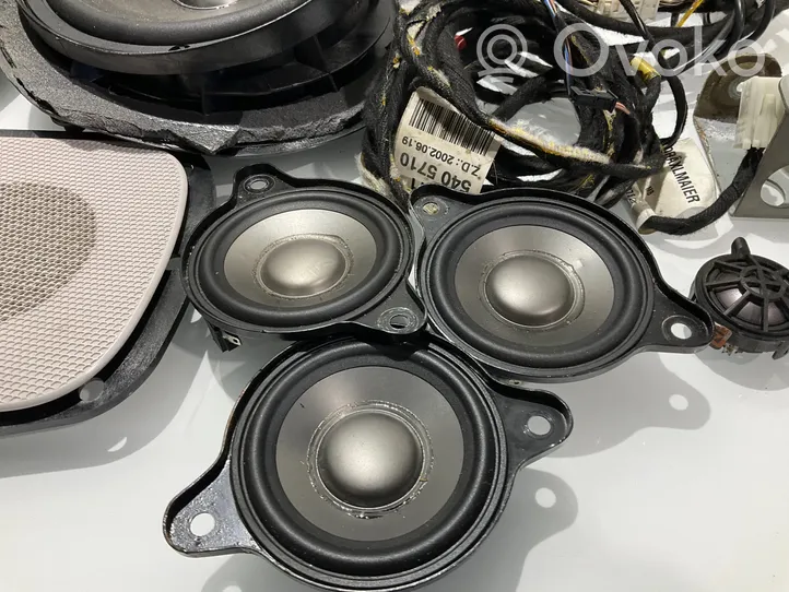 Mercedes-Benz E W211 Subwoofer-bassokaiutin A2118202902