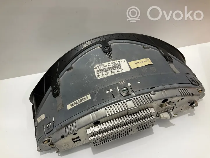 Mercedes-Benz S W220 Tachimetro (quadro strumenti) A2205404611