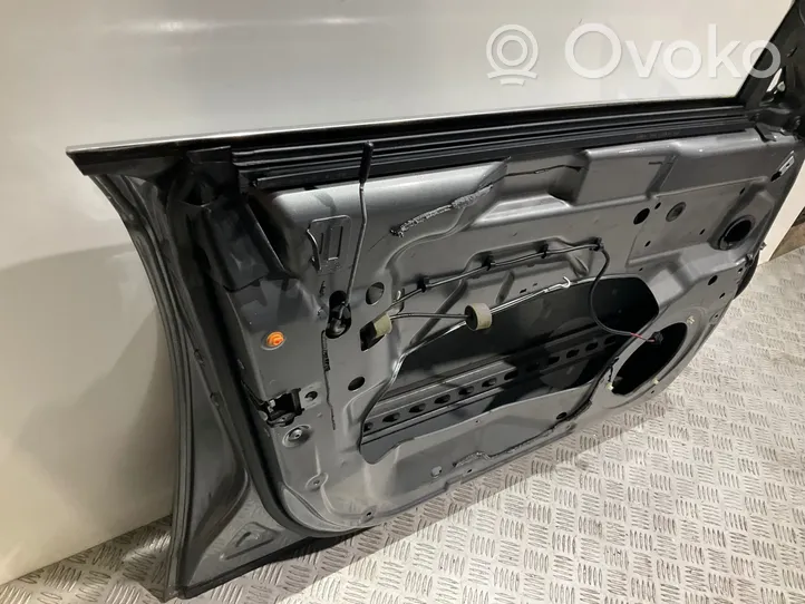 Mercedes-Benz CLS C219 Front door 