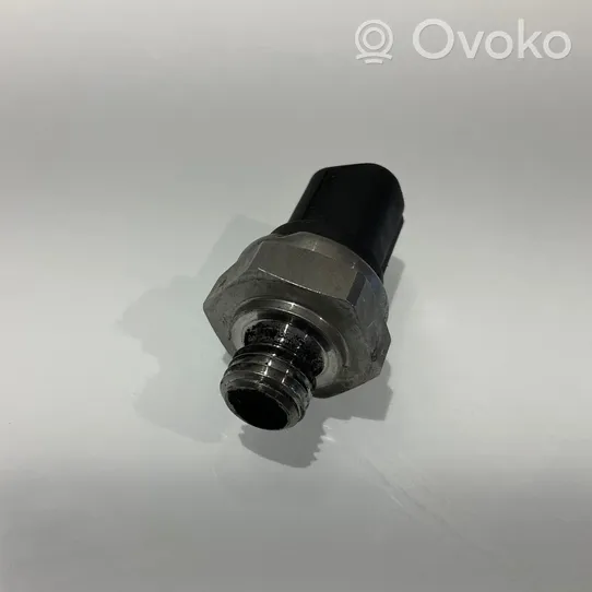 Mercedes-Benz E W211 Izplūdes gāzu spiediena sensors A0061531128