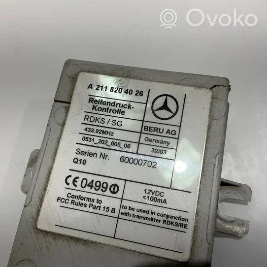 Mercedes-Benz E W211 Sterownik / Moduł kontroli ciśnienia w oponach A2118204026