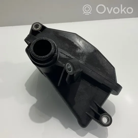 Mercedes-Benz E W211 Intake resonator A6421400087