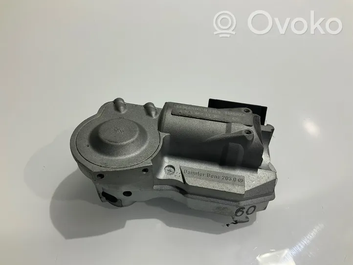 Mercedes-Benz E W211 Blocchetto del volante A2034621130