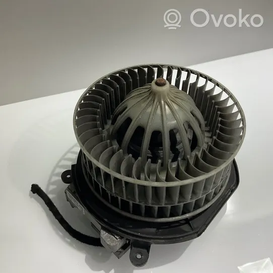 Mercedes-Benz E W211 Ventola riscaldamento/ventilatore abitacolo A2308210251