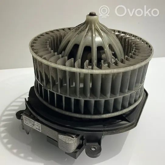 Mercedes-Benz E W211 Ventola riscaldamento/ventilatore abitacolo A2308210251