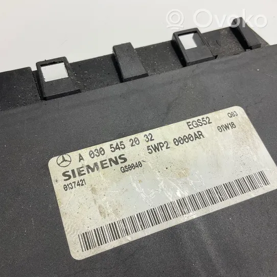 Mercedes-Benz E W211 Module de contrôle de boîte de vitesses ECU A0305452032