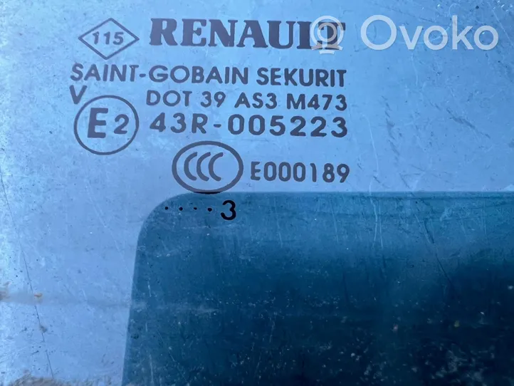 Renault Zoe Takaoven ikkunalasi E000189