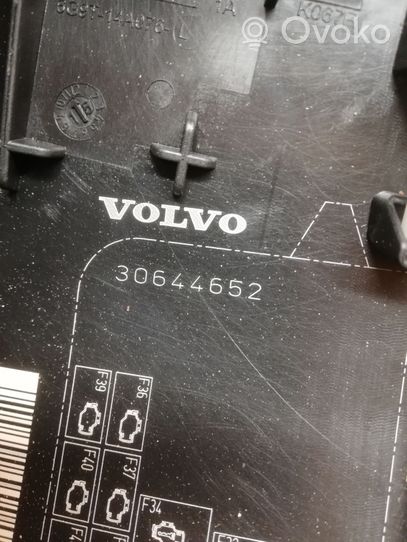 Volvo V60 Sulakerasiasarja 30644652