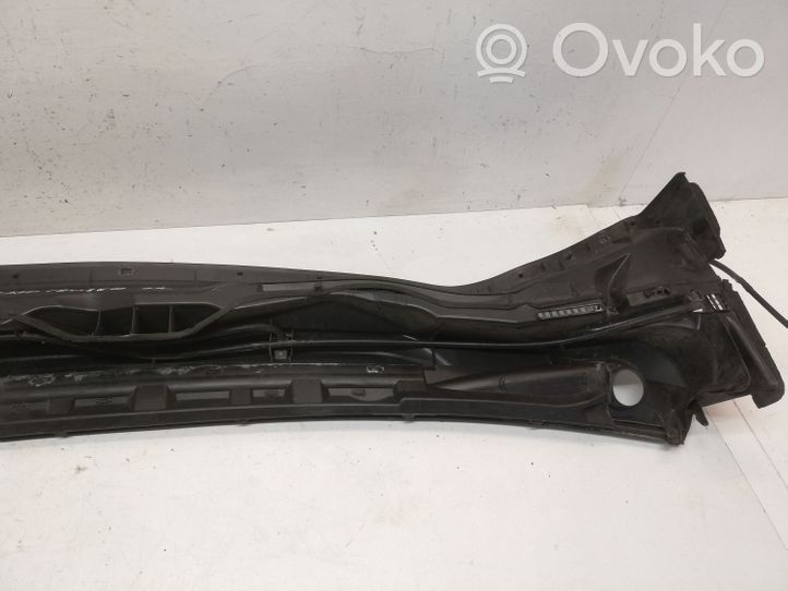 Toyota Land Cruiser (J200) Rivestimento del tergicristallo 5570860090