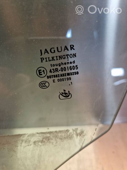 Jaguar XF priekšējo durvju stikls (četrdurvju mašīnai) 43R001605