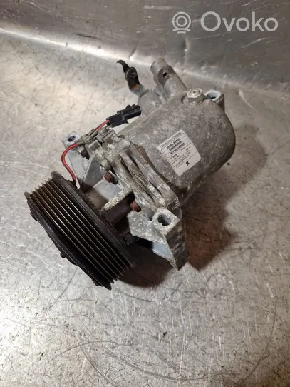 Nissan Juke I F15 Ilmastointilaitteen kompressorin pumppu (A/C) 92600BV80A