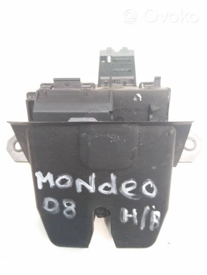 Ford Mondeo MK IV Takaluukun/tavaratilan lukon vastakappale 8M51R442A66AC