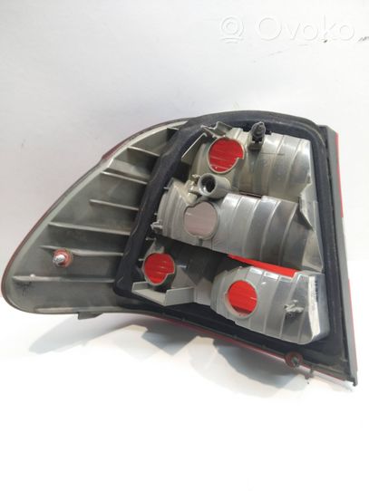 BMW 3 E46 Lampa tylna 6910532