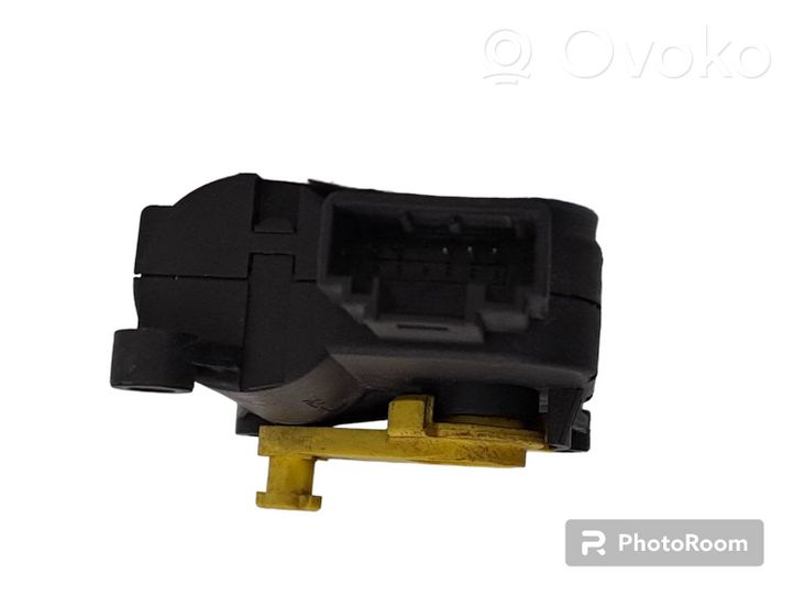 Audi A6 S6 C6 4F Moteur / actionneur de volet de climatisation 0132801307