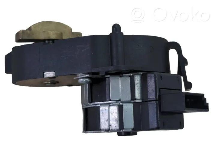 BMW 5 E39 Air flap motor/actuator 83721479