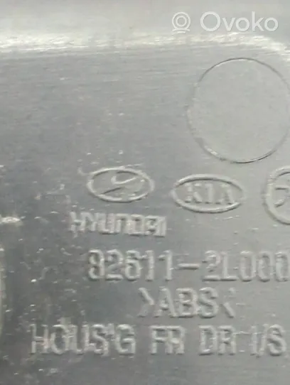 Hyundai i30 Copertura per maniglia portiera anteriore 826112L000