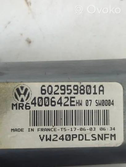 Volkswagen Polo Silniczek podnośnika szyby drzwi przednich 6Q2959801A