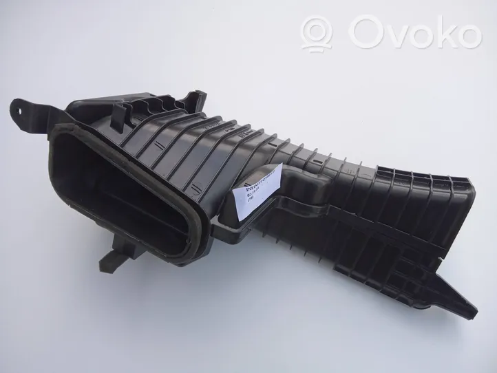 Infiniti QX80 Déflecteur d'air de radiateur de refroidissement 