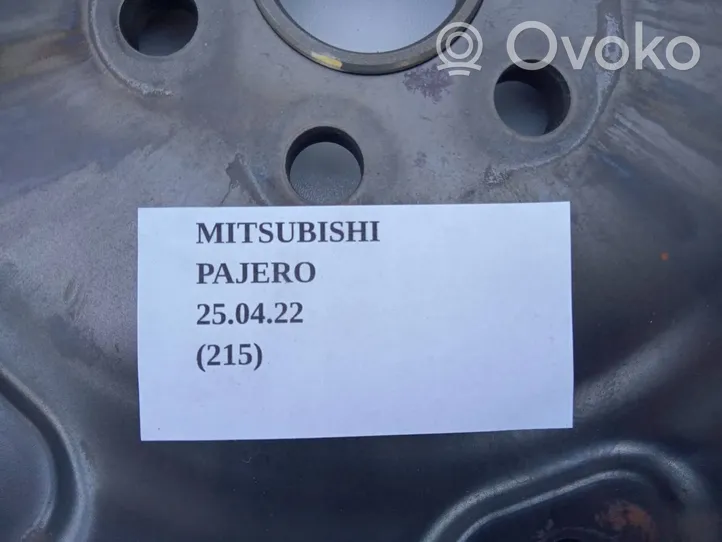 Mitsubishi Pajero Sport II Vauhtipyörä 3D20137