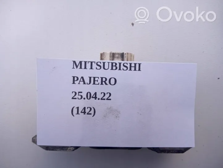 Mitsubishi Pajero Sport II Turvatyynyn törmäysanturi 8651A112