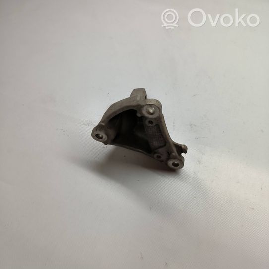 Honda Legend Engine mount bracket 30SJA