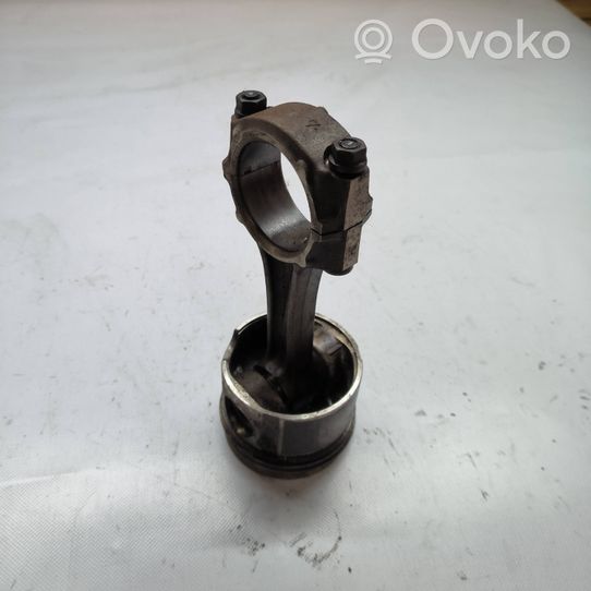 Mitsubishi Canter Piston with connecting rod 