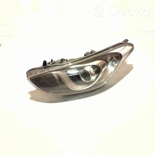 Hyundai i30 Faro/fanale 92101A6020